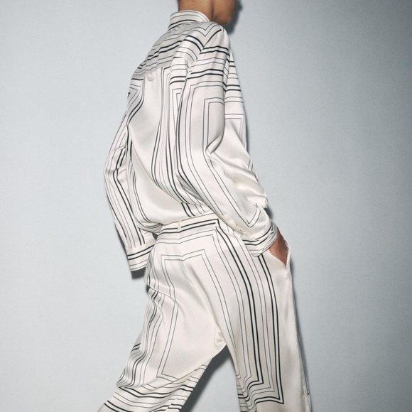 ZARA WOMAN COLLECTION Lapel collar shirt with long cuffed sleeves and trousers - Picture 2 of 12